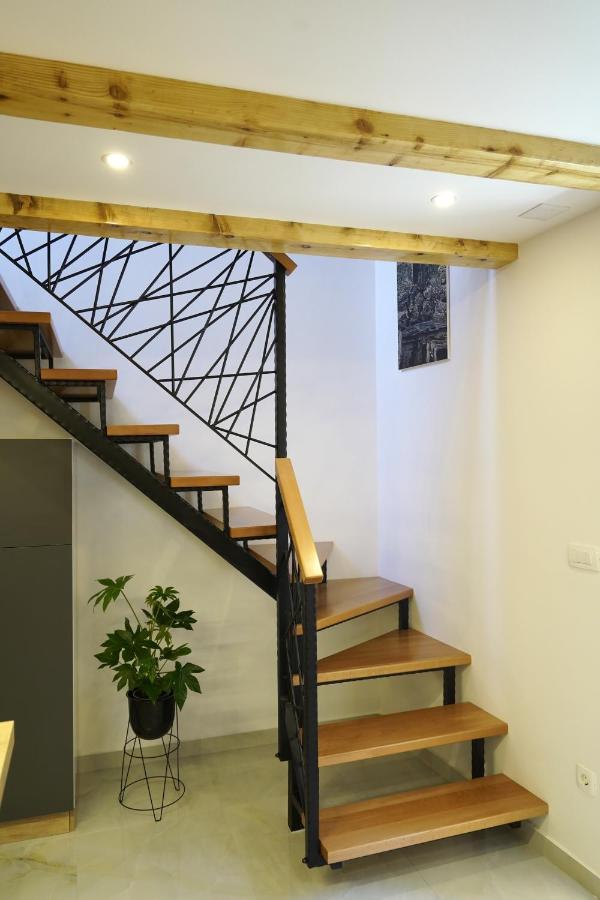 Apartment Ispod Ure Sinj Exterior photo