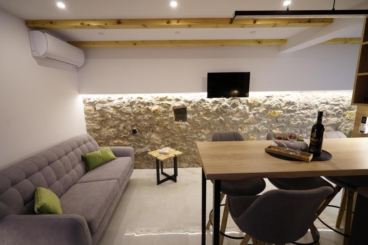 Apartment Ispod Ure Sinj Exterior photo