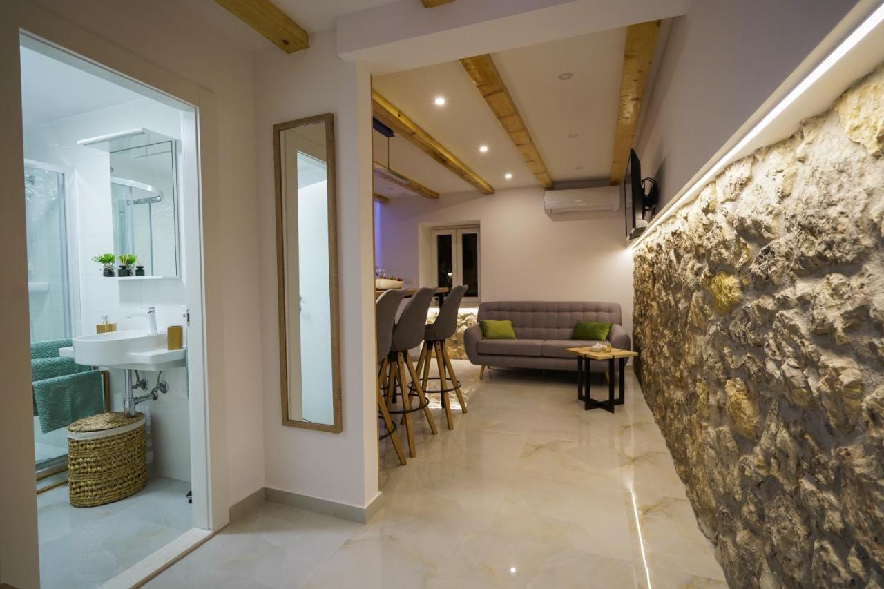 Apartment Ispod Ure Sinj Exterior photo